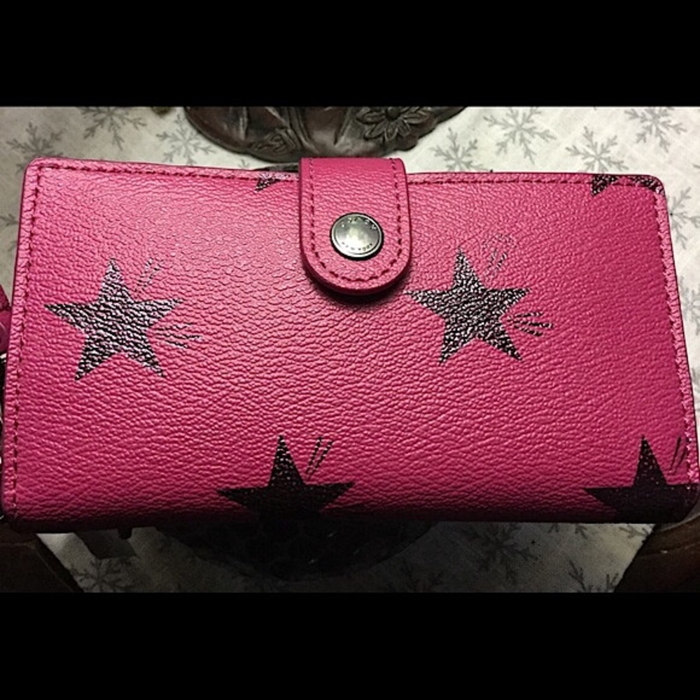 🌟COACH STAR CANYON CRANBERRY PRINT COATED CANVAS CLUTCH🌟
